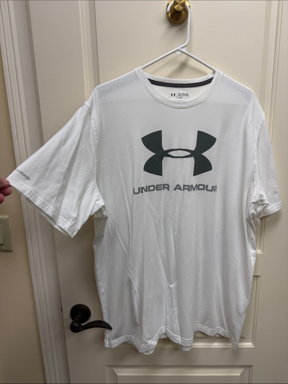 Under Armour White Short Sleeve Tee with Dark Gray Logo